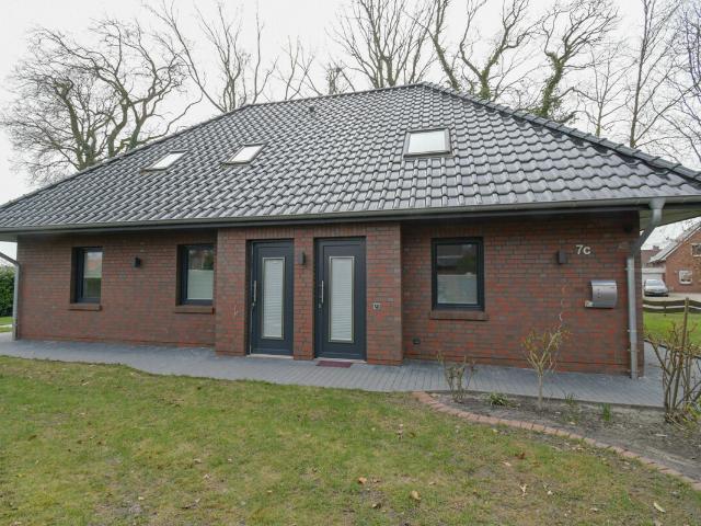 6706 Nicht nur eine Wohnung, sondern ein Zuhause! Helle Dachgeschosswohnung mit hochwertiger Einbauküche!