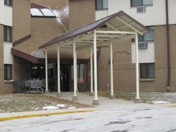 6700 W. Appleton Ave 1 bed, 1 full bath