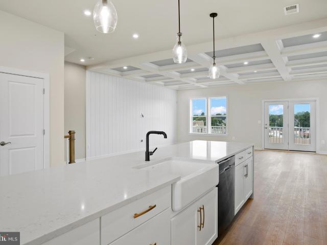 6701 Belcrest Rd, Hyattsville, MD 20782 | MLS #MDPG2189