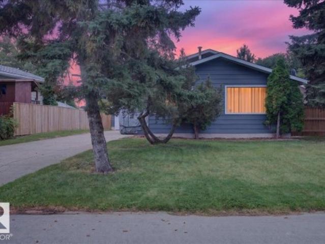 6703 32 Avenue Nw, Edmonton, AB, T6K 1L8 house for sale | Listing ID E4507 | Royal LePage