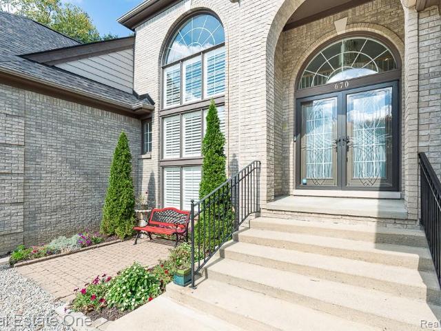 670 Cherry Tree Lane