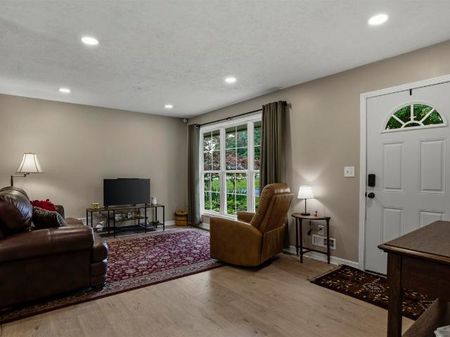 670 Clark Circle
