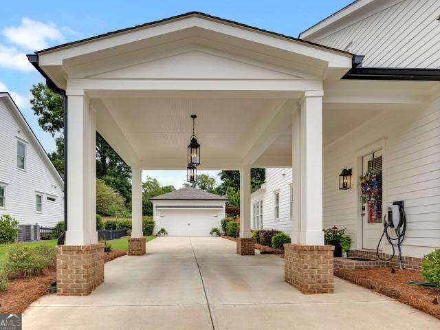 670 Foster Park Lane