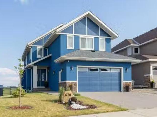 670 Muirfield Crescent, Lyalta, AB, T0J 1Y1 house for sale.