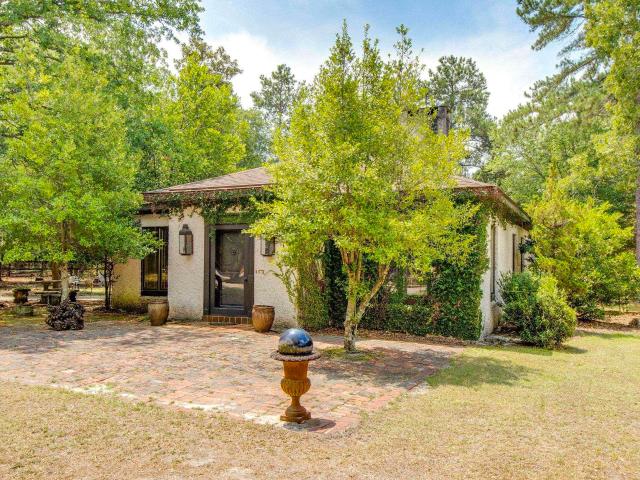 670 Red Fox Road