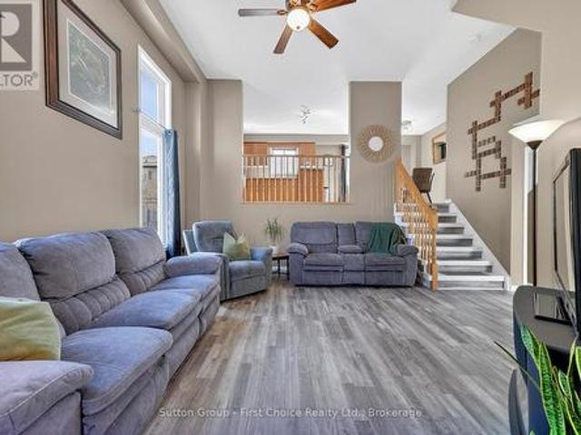 670 Reid Crescent, North Perth Listowel, ON, N4W 0A1 house for sale | Listing ID X13560 | Royal LePage