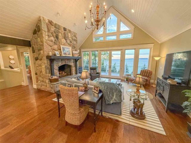 6714 N Preserve Drive, Bay Harbor, US, MI