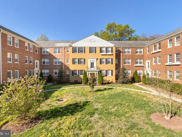 6715 W Wakefield Dr, Unit B1, Alexandria, VA 22307 | MLS #VAFX2311