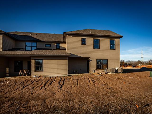 6716 NW Willow Wood Loop