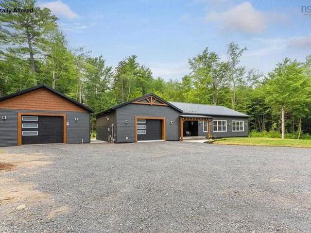6718 Highway 1, Coldbrook, NS, B4R 1B7 house for sale | Listing ID 202618 | Royal LePage