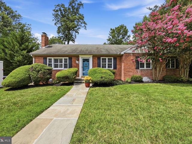 6719 Williamsburg Boulevard