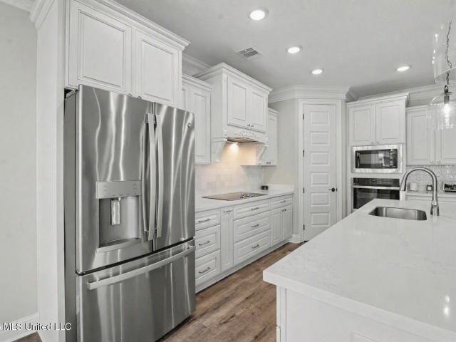 6710 Maurepas Circle
