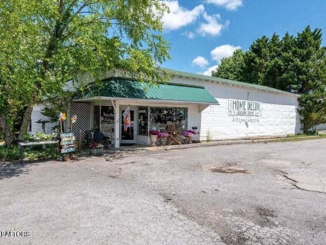6710 Morganton Rd