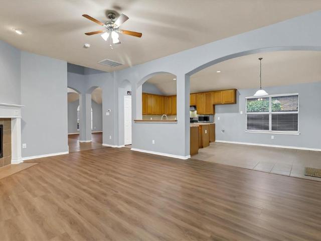 6710 Creek Bend