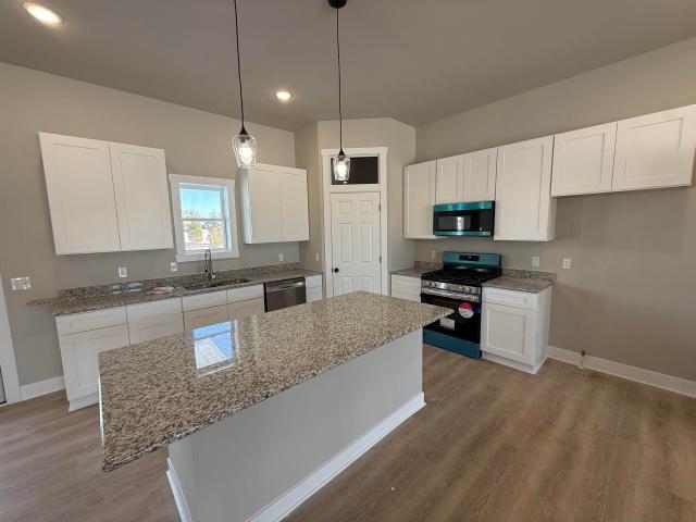 6712 Honey Bee Court