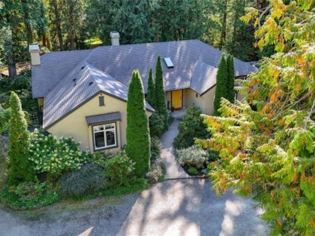 671 Dalkeith Ave, North Saanich, BC, V8L 5G7 Luxury House for sale | Listing ID 1049 | Royal LePage Carriage Trade Luxury Properties
