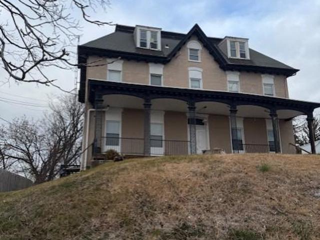671 Highland Way