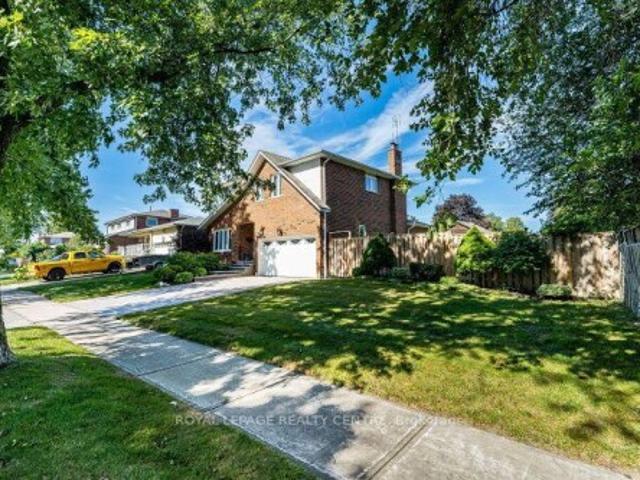 671 Louis Drive, Mississauga, ON, L5B 2V4 house for sale | Listing ID W13779 | Royal LePage