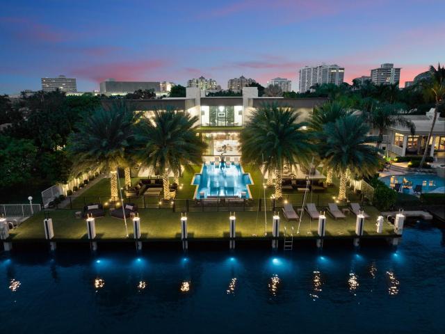 671 Middle River Dr, Fort Lauderdale, FL 33304 | MLS #B26016
