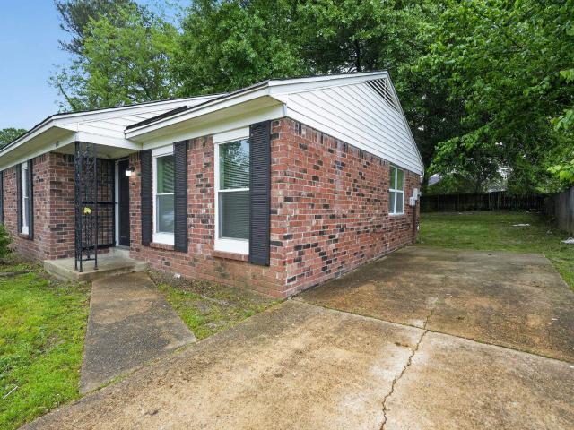 671 whiteside cv