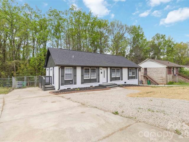 6726 Barrington Dr, Charlotte, NC 28215 | MLS #4363