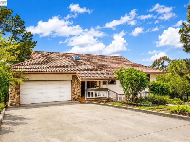 6727 Sunnyslope Ave