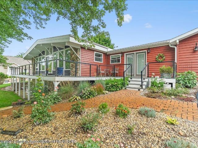 6729 Highland Drive