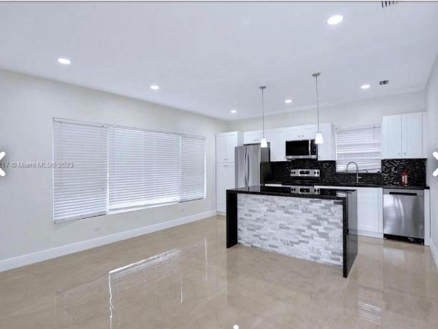 6720 Coolidge St, Hollywood, FL 33024 | MLS #B26048