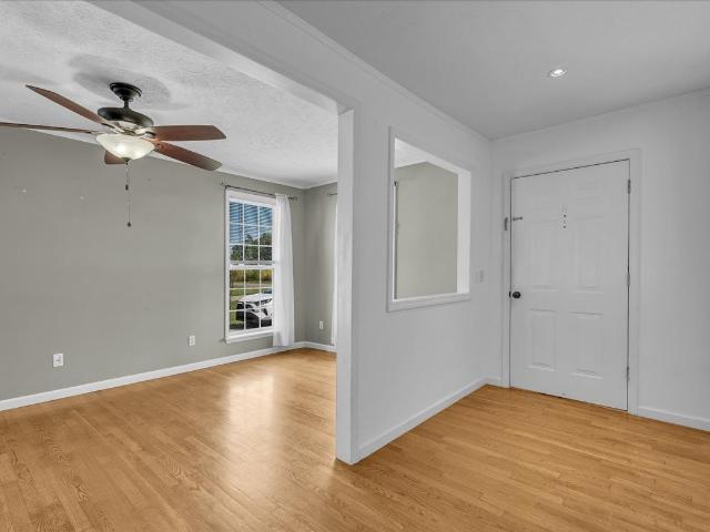 672 Old Snow Hill Rd