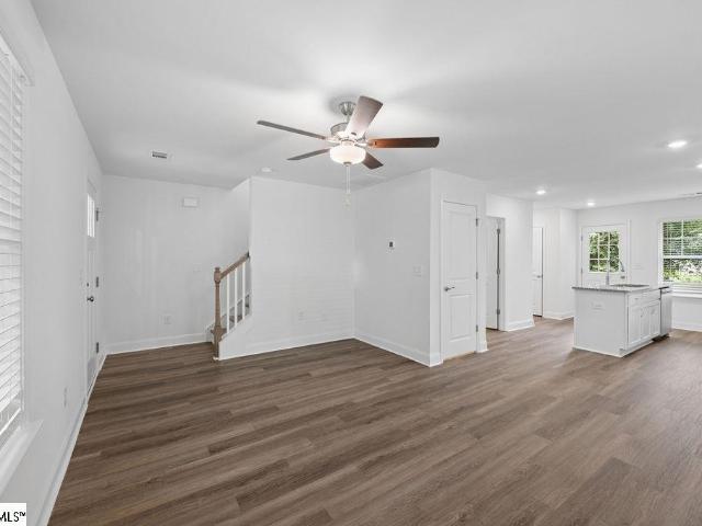 672 Saxon Avenue