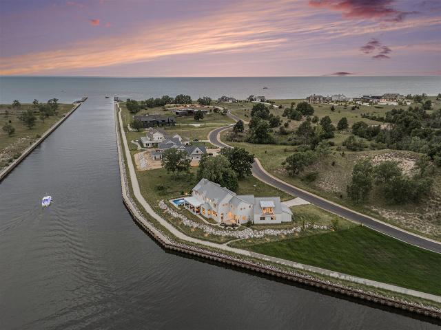 6736 Saugatuck Beach Road