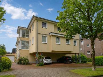 6738 Wohnen mit Weitblick Bezugsfreie Eigentumswohnung mit Aufzug & großer Dachterrasse!