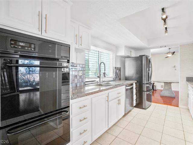 6744 Mountridge Drive
