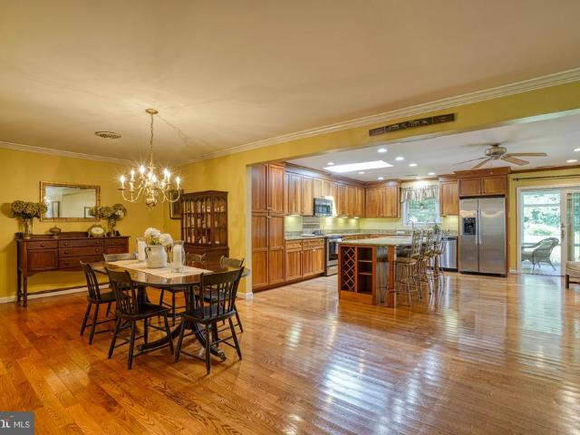 6745 Edge Road
