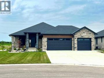 6747 Griffin Drive, Plympton Wyoming, ON, N0N 1E0 house for sale | Listing ID 26009 | Royal LePage