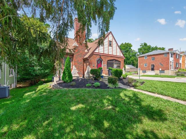 6747 Plainfield Road