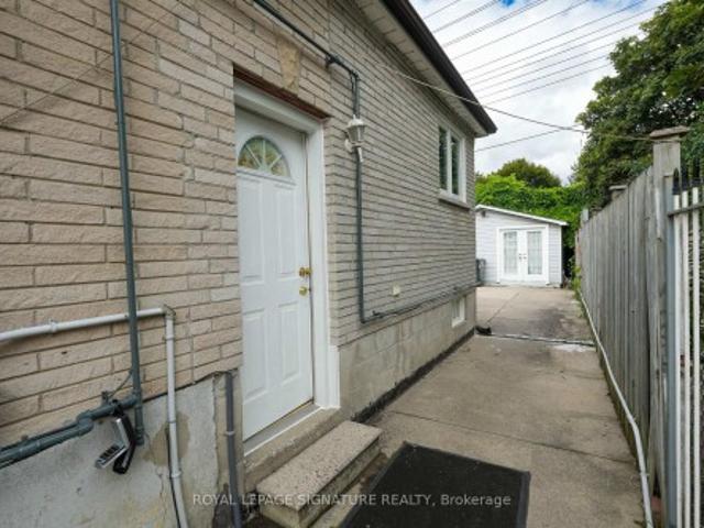 674 Abana Road, Mississauga, ON, L5A 1H4 house for lease | Listing ID W13744 | Royal LePage