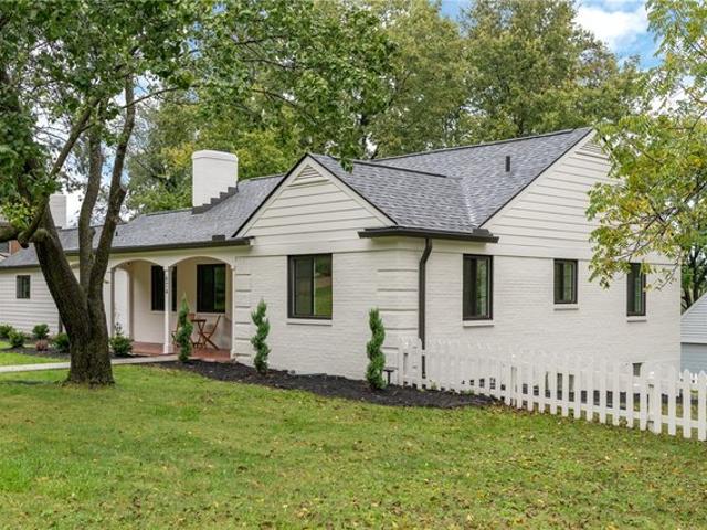 674 Garden Rd, Oakwood, OH 45419