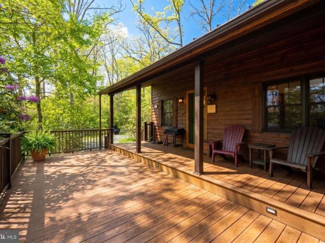674 Hazelhurst Road
