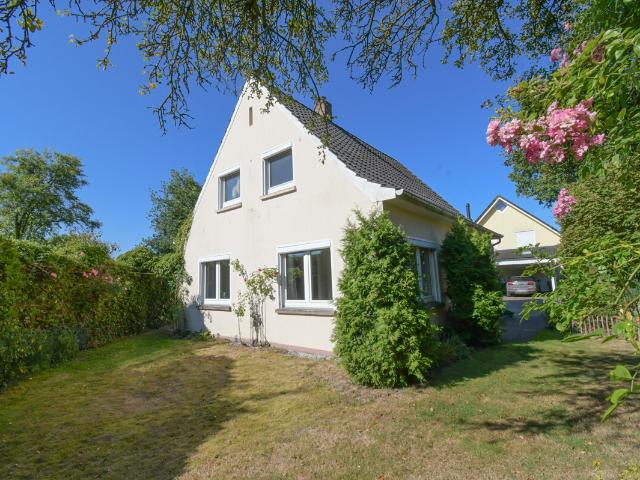 6754 – RESERVIERT Gemütliches Zuhause auf schönem Grundstück – Einfamilienhaus mit Potenzial!