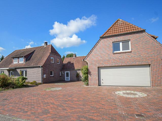 6757 Großzügiges Anwesen mit Einliegerwohnung auf ca. 2.563 m² Grundstück!