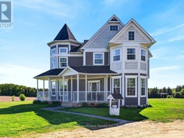 6750 Beatty Line N, Centre Wellington, ON, N1M 2W3 Luxury House for sale | Listing ID X13765 | Royal LePage Carriage Trade Luxury Properties