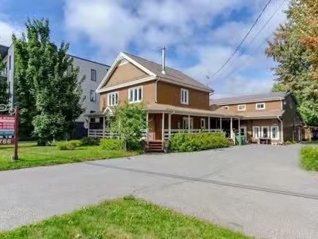 6750 Boul. Laframboise, Saint Hyacinthe, QC, J2R 1B3 vacant.