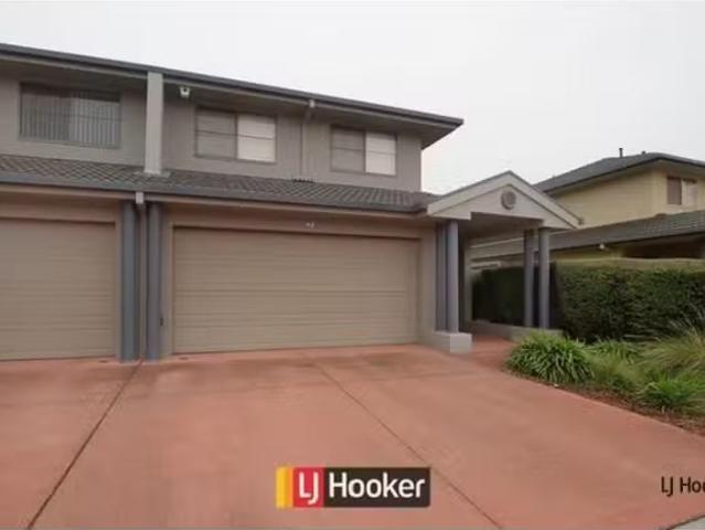 67/50 Ellenborough Street, LYNEHAM Townhouse for rent Listed.
