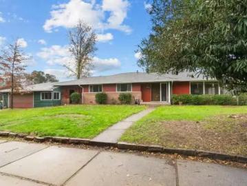 6750 LAKEVIEW DR, CARMICHAEL, CA 95608