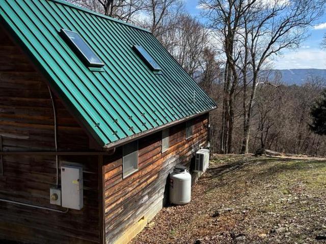 6751 High Knob Road