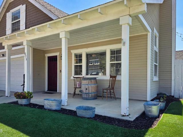 675 Ash Circle