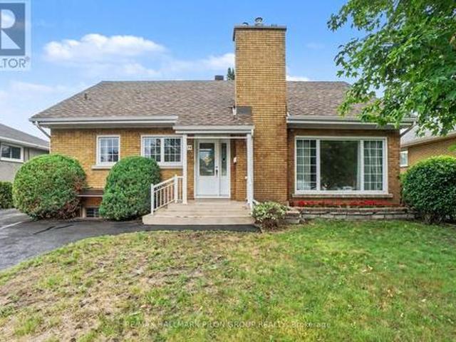 675 Borthwick Avenue, Ottawa, ON, K1K 2M1 house for sale | Listing ID X13674 | Royal LePage