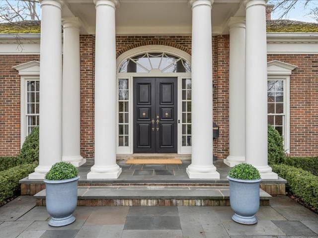 675 E Woodland Rd, Lake Forest, IL 60045 | MLS #12628