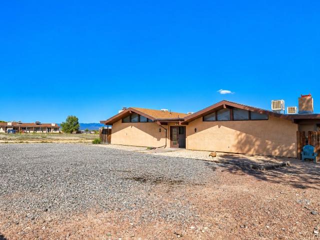 675 E Clarion Drive